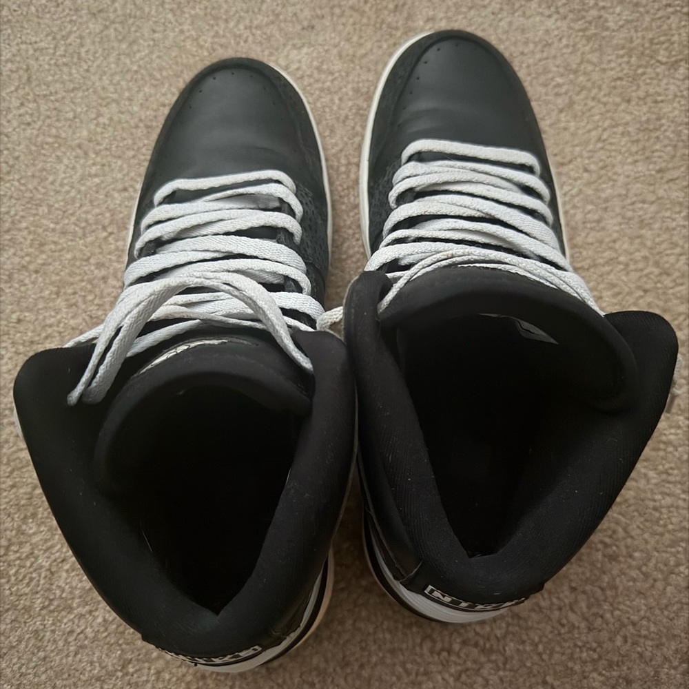Jordan 1 - Picture 3 of 8